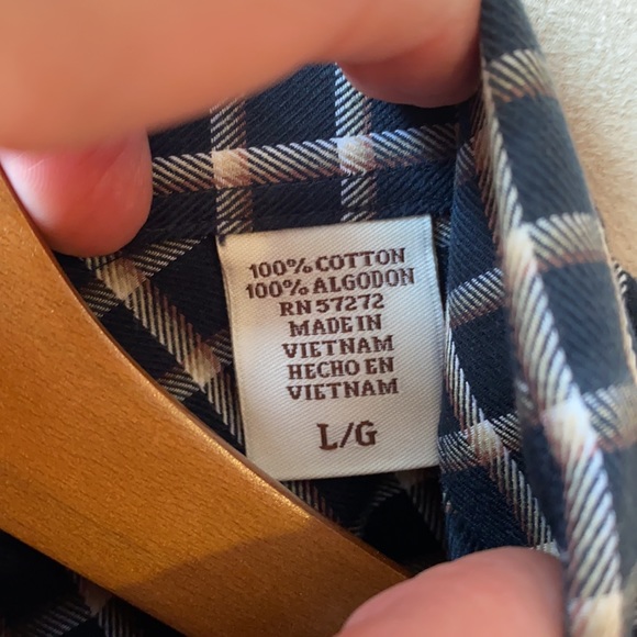 Perry Ellis button down - Picture 5 of 6